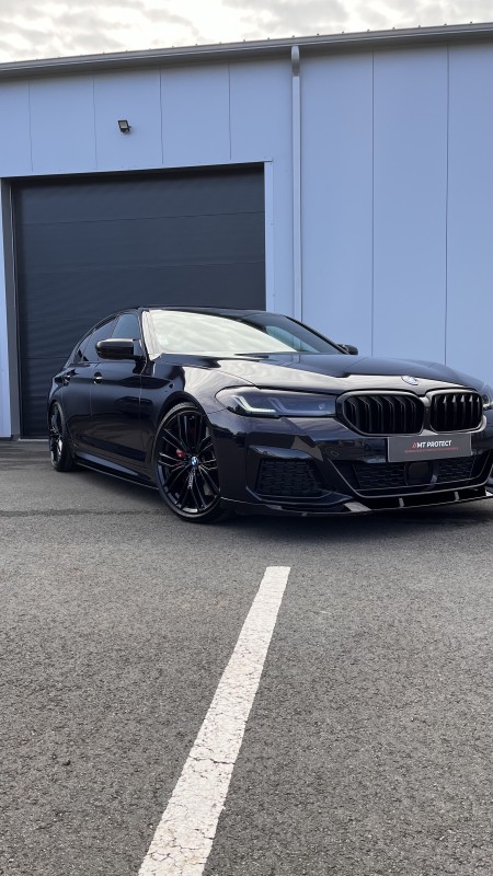 PROTÉGER SA BMW AVEC NOTRE TRAITEMENT CÉRAMIQUE GTECHNIQ À PAU, TARBES ET BIARRITZ.