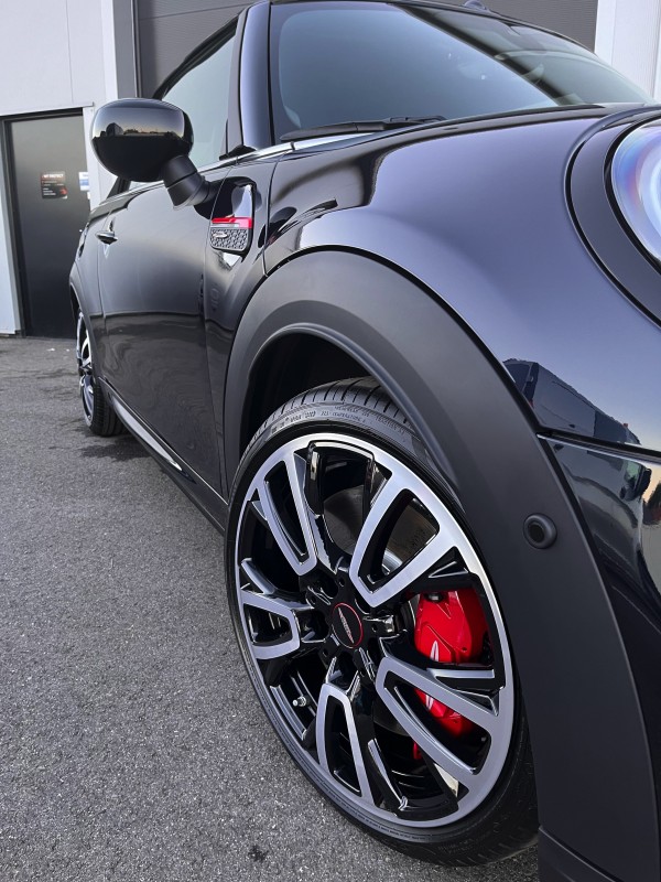PROTÉGEZ VOTRE MINI COOPER JCW CABRIOLET AVEC NOTRE PPF XPEL ET CÉRAMIQUE DANS NOTRE CENTRE ESTHÉTIQUE À PAU
