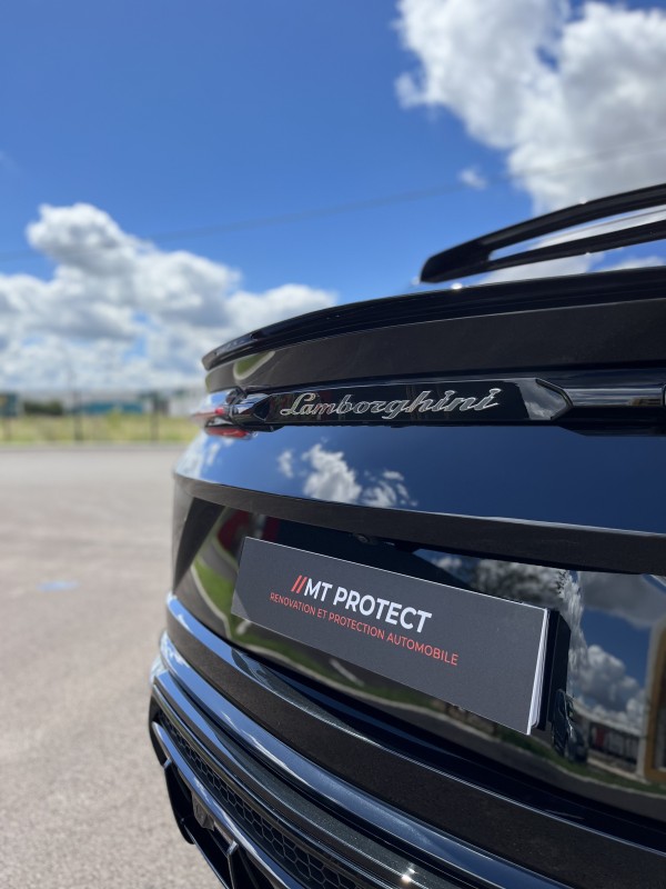 PROTÉGEZ VOTRE LAMBORGHINI URUS AVEC NOTRE PROTECTION CÉRAMIQUE