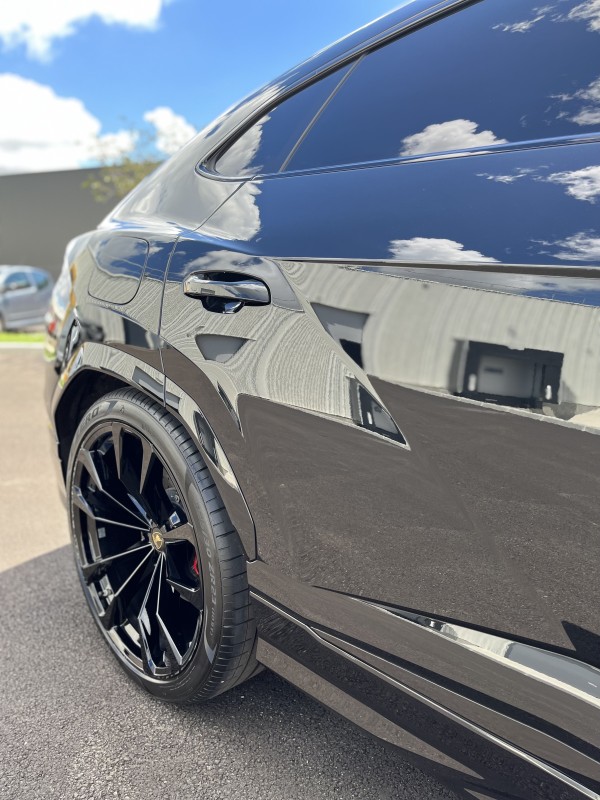 PROTÉGEZ VOTRE LAMBORGHINI URUS AVEC NOTRE PROTECTION CÉRAMIQUE